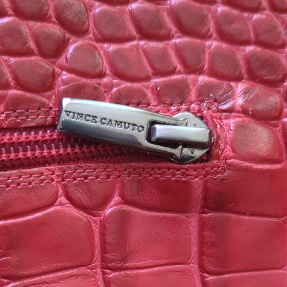 Elegant Red Croc-Embossed Knee-High Boots - Picture 8 of 10